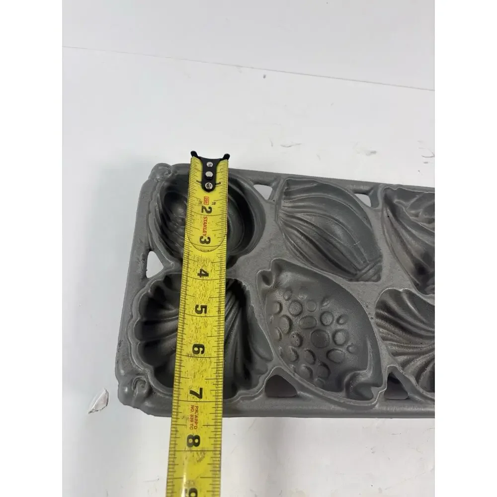 John Wright Co Cast Iron 1989 Seashell Baking Cake Bread Pan Mold USA